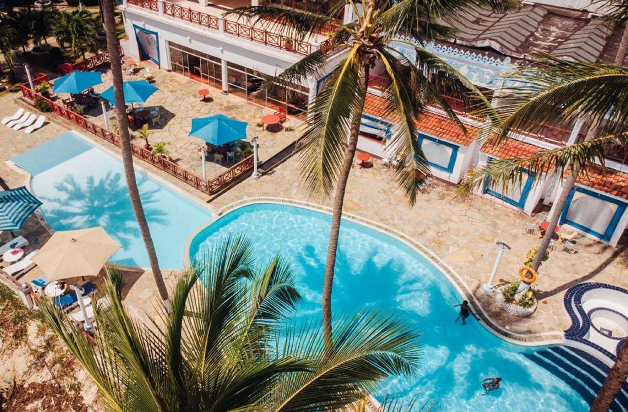 Sai Rock Beach Hotel & Spa Bamburi Ngoại thất bức ảnh