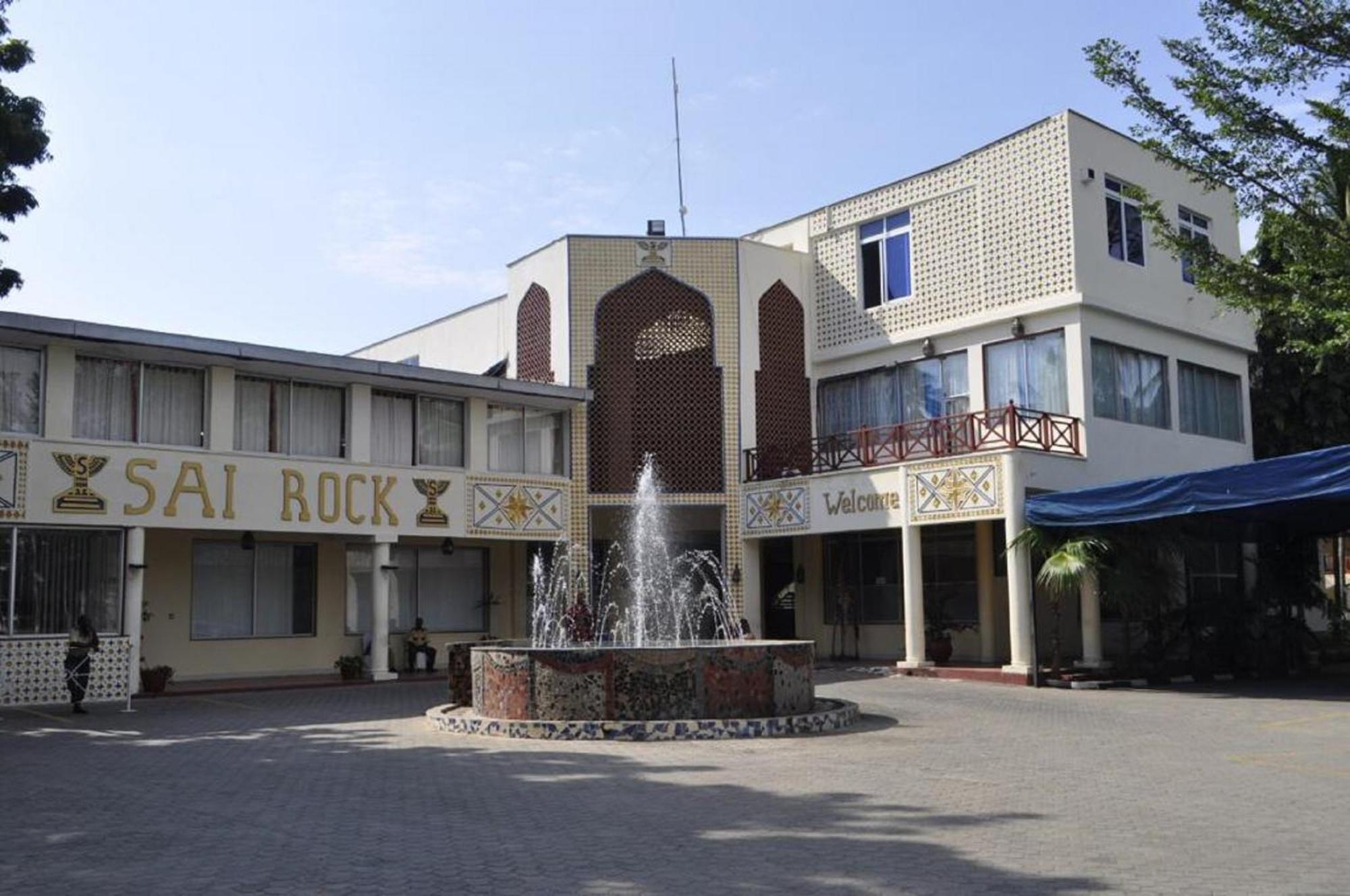 Sai Rock Beach Hotel & Spa Bamburi Ngoại thất bức ảnh
