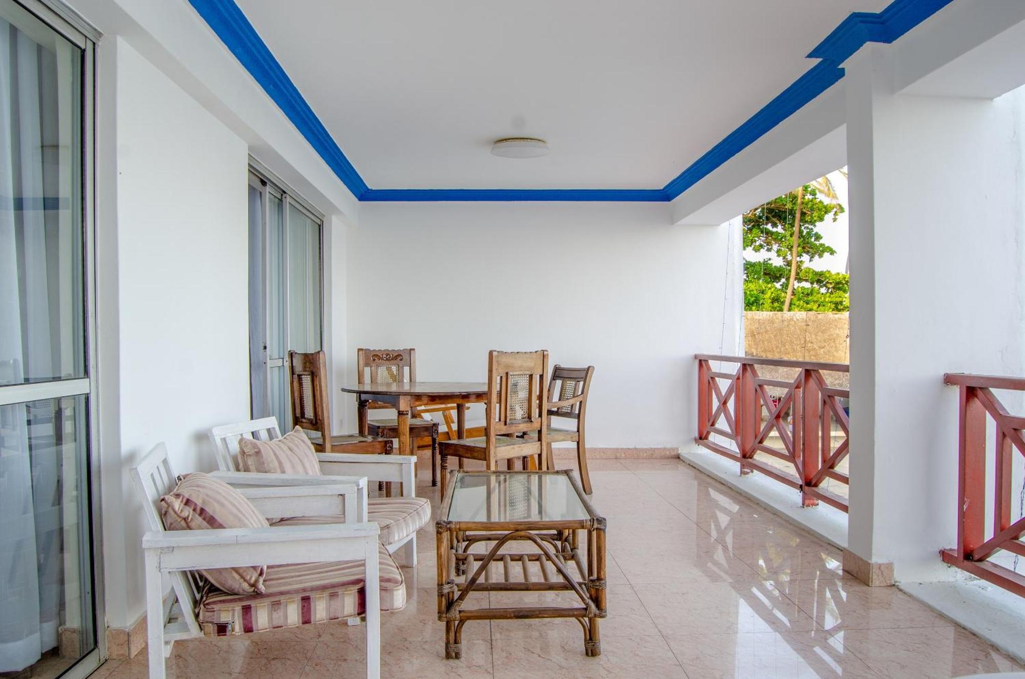 Sai Rock Beach Hotel & Spa Bamburi Phòng bức ảnh
