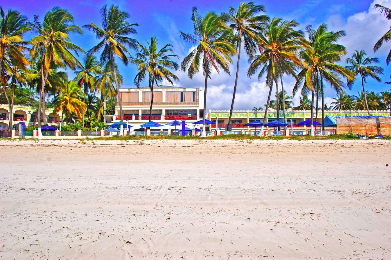 Sai Rock Beach Hotel & Spa Bamburi Ngoại thất bức ảnh