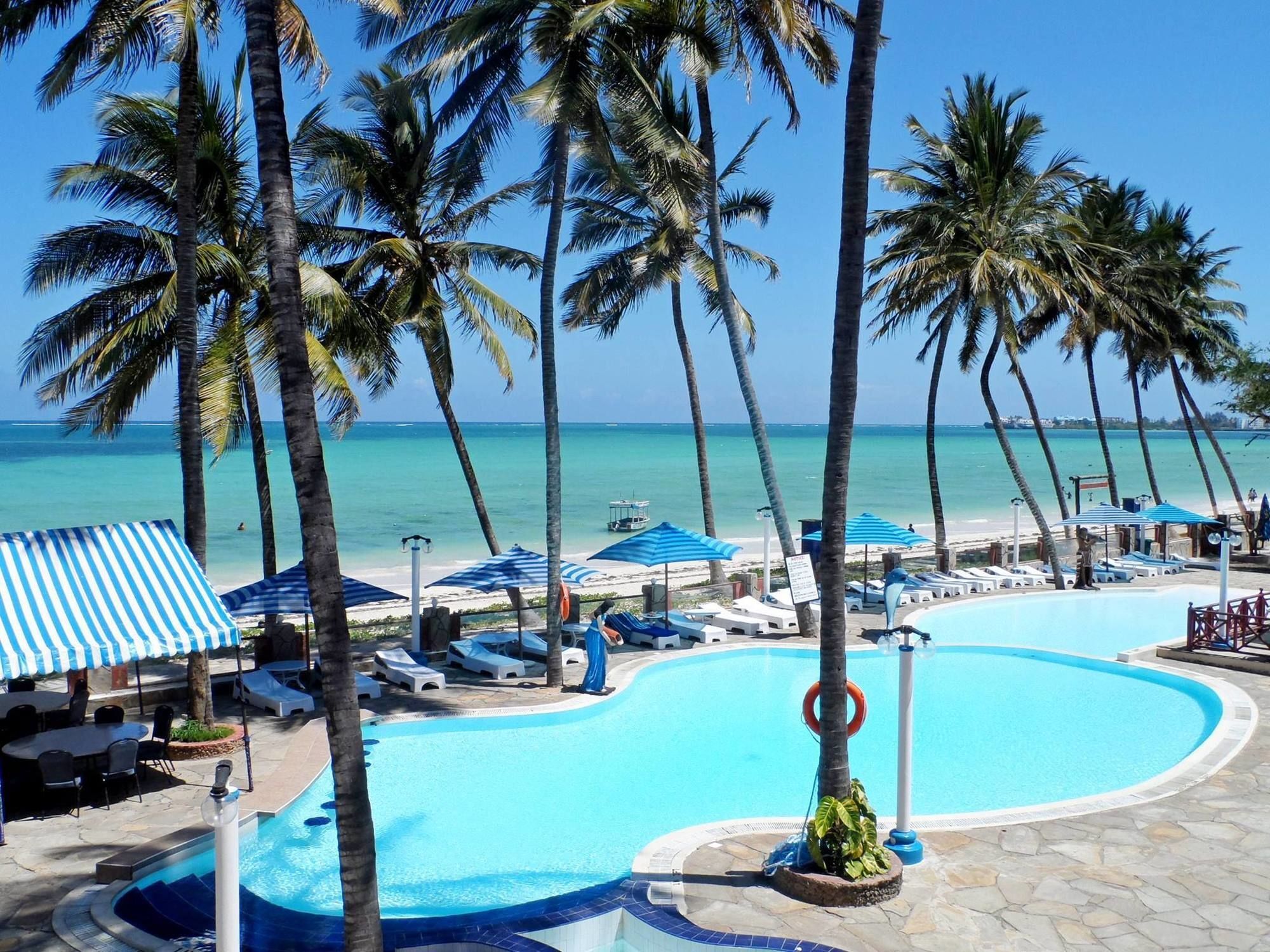 Sai Rock Beach Hotel & Spa Bamburi Ngoại thất bức ảnh